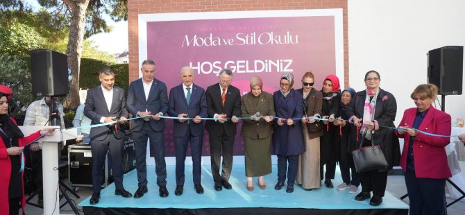 KADIN EMEĞİ MODAYLA BULUŞUYOR: ÜMRANİYE’DE MODA VE STİL OKULU AÇILDI