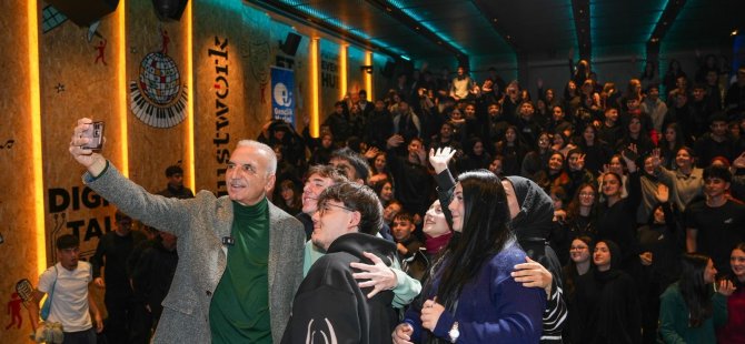 “MOTİVASYON BULUŞMALARI” GENÇLERLE YENİ SEZONA BAŞLADI