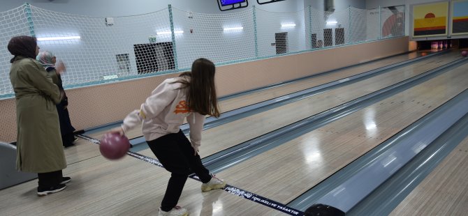 PENDİK BELEDİYESİNDEN KADINLARA ÖZEL BOWLİNG TURNUVASI