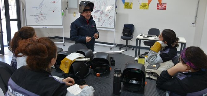 PENDİK BELEDİYESİ YETGİM’DEN KADINLARA YÖNELİK YENİ KURS