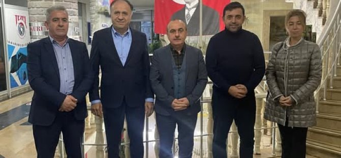 CHP PENDİK İLÇE BAŞKANI NİYAZİ GÜNERİ'DEN İŞ İNSANI MEHMET SALİH USTA'YA NEZAKET ZİYARET