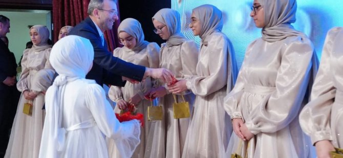 HALA SULTAN İHO'DAN 30 ÖĞRENCİ HAFIZLIK İCAZETİ ALDI