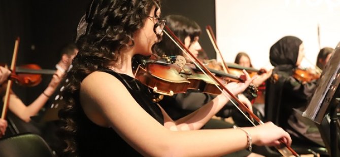 KARTAL BELEDİYESİ SANAT AKADEMİSİ'NDEN YENİ YILA ÖZEL MÜZİK ZİYAFETİ