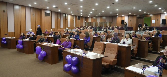 KARTAL’DA KADINLAR YEREL YÖNETİMDE SÖZ SAHİBİ