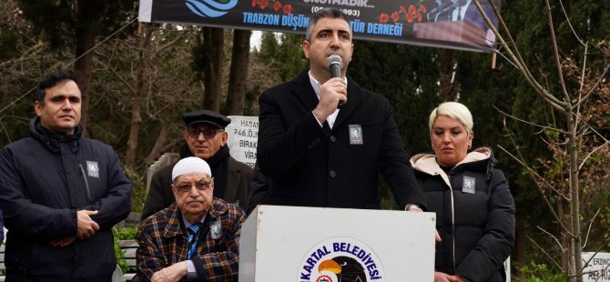 ADNAN KAHVECİ VEFATININ 33. YIL DÖNÜMÜNDE KABRİ BAŞINDA ANILDI