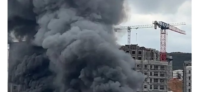 TUZLA'DA İŞÇİLERİN KALDIĞI KONTEYNERDE YANGIN ÇIKTI