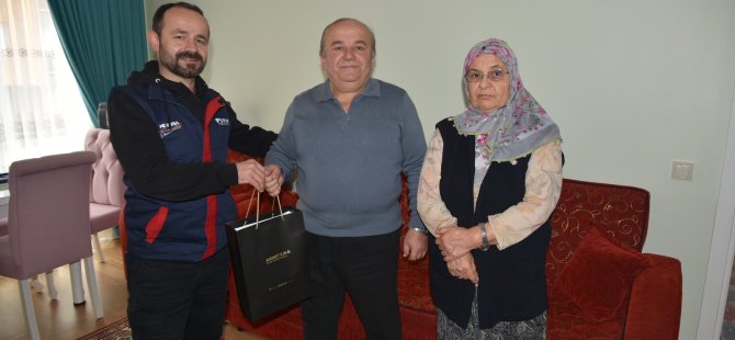 PENDİK BELEDİYESİ'NDEN ŞEHİT AİLELERİ VE GAZİLERE BAYRAM ZİYARETİ