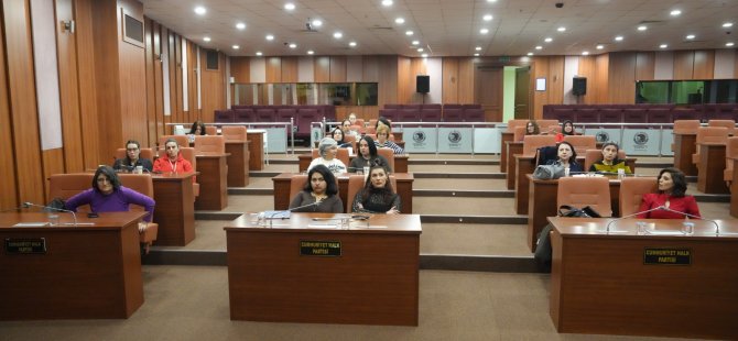 KARTAL BELEDİYESİ'NDEN KADIN İSTİHDAMINDA ENGELLERİ AŞAN EĞİTİM:''CAM TAVAN SENDROMU''