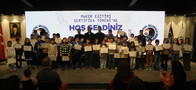 MAKİNA HANGAR'DA MAKER EĞİTİMİ GURURU:GENÇ YETENEKLER SERTİFİKALARINA KAVUŞTU
