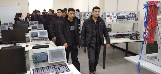 MESLEK LİSESİ ÖĞRENCİLERİ YETGİM'İ ZİYARET EDİYOR