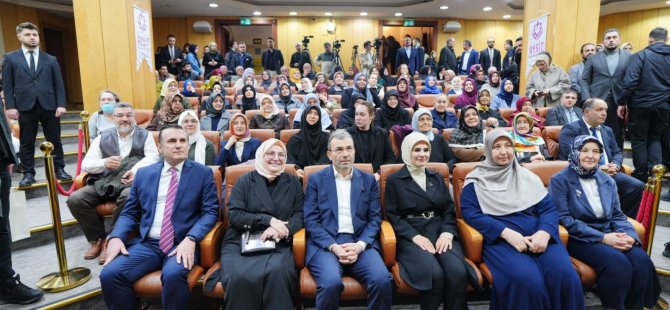 BAKAN GÖKTAŞ VE BAŞKAN AHMET CİN PENDİK'TE TOPLUMSAL FAYDA ÖDÜL TÖRENİ'NE KATILDI