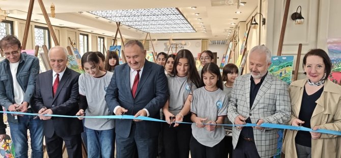 VELİBABA ORTAOKULU'NDAN GÖRKEMLİ SERGİ:''GELENEKTEN GELECEĞE''