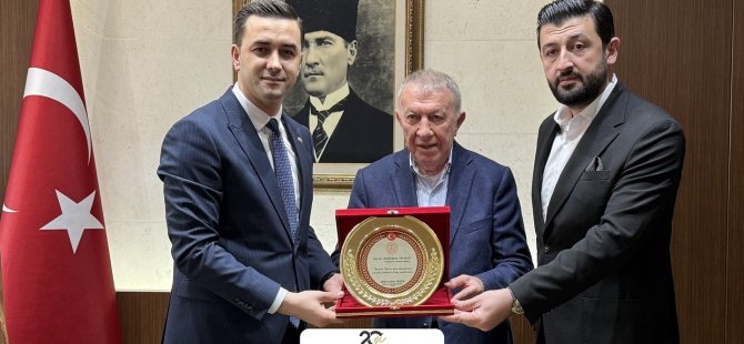 OYUNCAK KARDEŞLİĞİ PROJESİ HEYETİ MARDİN MİDYAT KAYMAKAMI MEHMET KAYA'YI ZİYARET ETTİ