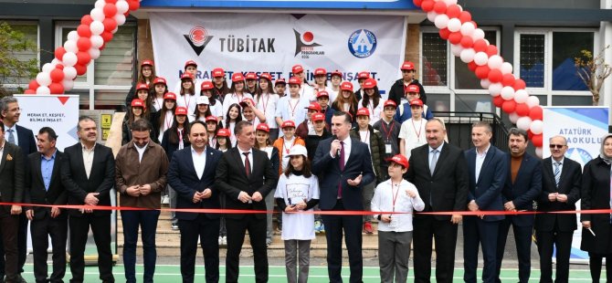 PENDİK ATATÜRK ORTAOKULU'NDA BİLİM RÜZGARI: TÜBİTAK 4006 FUARI AÇILDI