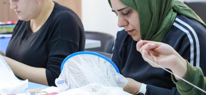 ÜMRANİYE’DE GİYİM ÜRETİM TEKNOLOJİSİ KURSLARIYLA KADINLARA ÜCRETSİZ MESLEKİ EĞİTİM İMKÂNI