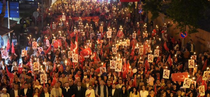 KARTAL'DA 19 MAYIS COŞKUSU SPOR MÜZİK VE GENÇLİKLE BULUŞTU