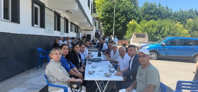 CHP PENDİK İLÇE BAŞKANLIĞI SEYİT CEMEVİ'NİN AŞURE LOKMASI PROGRAMINA KATILDI
