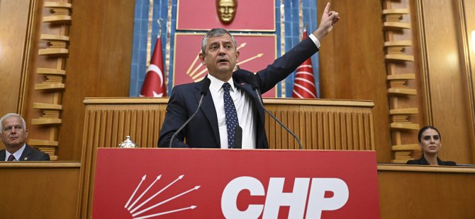 CHP'YE VEDA EDEN  ÖZGÜR ÖZEL YENİ PARTİNİN KURULUŞUNU İLAN ETTİ