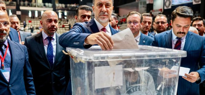 MHP İSTANBUL İL KONGRESİ’NDE PENDİK TEŞKİLATI GÖVDE GÖSTERİSİ YAPTI