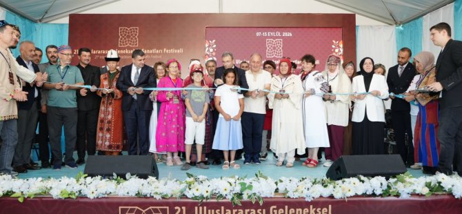 PENDİK'TE KÜLTÜR BULUŞMASI:21 ULUSLARARASI GELENEKSEL EL SANATLARI FESTİVALİ KAPILARINI AÇTI
