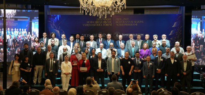 ÜMRANİYE BELEDİYESİ 2026-2027 KÜLTÜR VE SANAT SEZONU ÖDÜL TÖRENİYLE AÇILDI