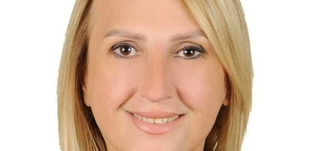 CHP PENDİK BELEDİYE MECLİS ÜYESİ HAYRİYE UYANIK PARTİSİNDEN İSTİFA EDEREK YENİ PARTİ'YE GEÇTİ