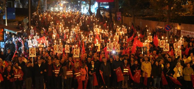 KARTAL'DA CUMHURİYET BAYRAMI COŞKUSU MEYDANLARA SIĞMADI!