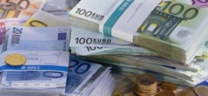 11 Bin 490 Avro ve 2 bin 100 Lirayı Sahibine Teslim Etti