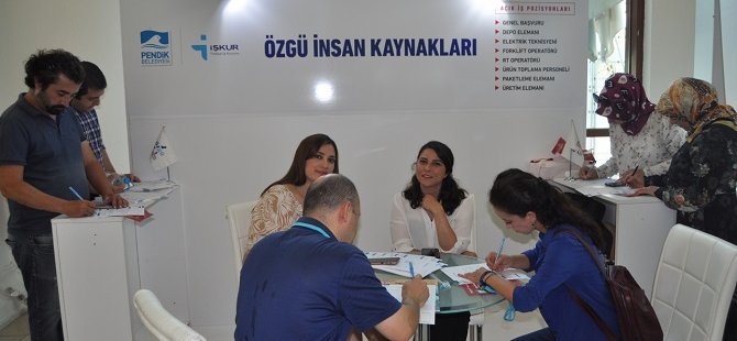 YENİ MEZUNLAR İLK BAŞVURUSUNU YAPTI