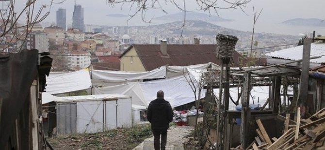 MAHALLELERİMİZDE UYUŞTURUCULAR KOL GEZİYOR