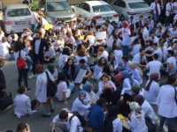 İSTANBUL ÜNİVERSİTESİ'NDE DEPREM EYLEMİ