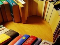 THE GUARDIAN YÜZYILIN KİTAPLARINI YAYIMLADI