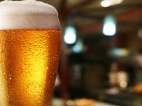 VÜCUDU  BİRA ÜRETİYOR