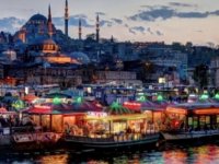 TURİZME ÖNEMLİ KATKI SUNAN EMİNÖNÜ BALIKÇI TEKNELERİ KALDIRILIYOR