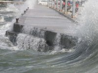 METEOROLOJİ'DEN FIRTINA VE SEL BASKINI UYARISI
