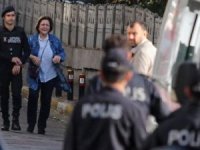 İSTANBUL'DA BİR EVDE 3 KİŞİ HAYATINI KAYBETTİ