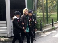 TÜRBANLI KADINA SALDIRAN ŞAHISA 4 YIL HAPİS CEZASI İSTENİYOR