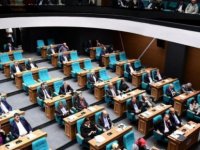AK PARTİLİ BELEDİYE'DEKİ YOLSUZLUK ARAŞTIRMALARI REDDEDİLDİ
