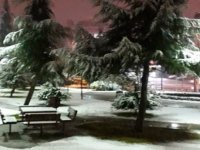 ANKARA BEYAZA BÜRÜNDÜ