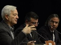 MEHMET AKİF ERSOY PEŞİNDEKİ HAFİYELER NEDENİYLE MISIRA GİTTİ