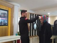 BELEDİYE'YE GİREN HER YURTTAŞIN ATEŞLERİ ÖLÇÜLÜYOR