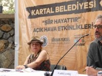 AÇIK HAVADA ''ŞİİR HAYATTIR'' ETKİNLİĞİNE BÜYÜK İLGİ