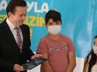 BAŞKAN ŞADİ YAZICI'DAN BİR İLK DAHA! ASKIDA TABLET UYGULAMASINI BAŞLATTI