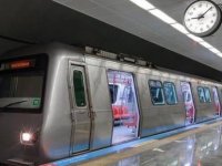 EKREM İMAMOĞLU'NDAN METRO PAYLAŞIMI;10 HATTA ÇALIŞIYOR REKOR KIRIYORUZ'