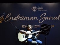 PENDİK SANAT AKADEMİS'NDEN PERFORMANSLAR