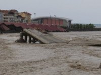 BATI KARADENİZ'DE YAŞANAN SEL FELAKETİNDE CAN KAYBI 27'YE YÜKSELDİ