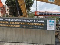 RİSKLİ OKUL DUVARLARI YENİLENİYOR