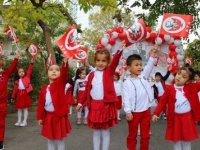 KARTAL BELEDİYESİ KREŞLERİNDE CUMHURİYET BAYRAMI COŞKUSU