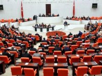 EMEKLİLERİN MAAŞLARININ ASGARİ ÜCRET SEVİYESİNE ÇIKARTILMASI TEKLİFİ AK PARTİ'DEN RED