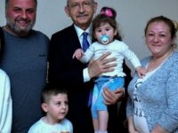 CHP GENEL BAŞKANI KEMAL KILIÇDAROĞLU ELEKTRİĞİ KESİLEN AİLEYİ ZİYARET ETTİ